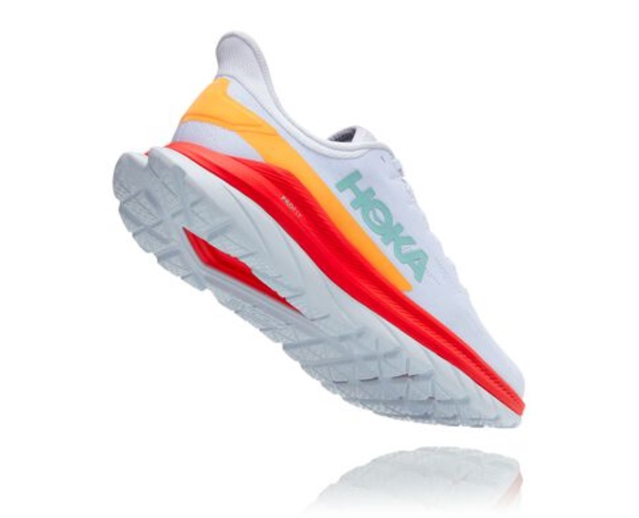Mach 4 Hoka Fehér Fiesta