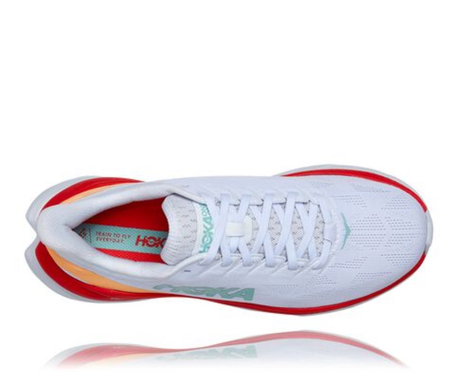 Mach 4 Hoka Fehér Fiesta